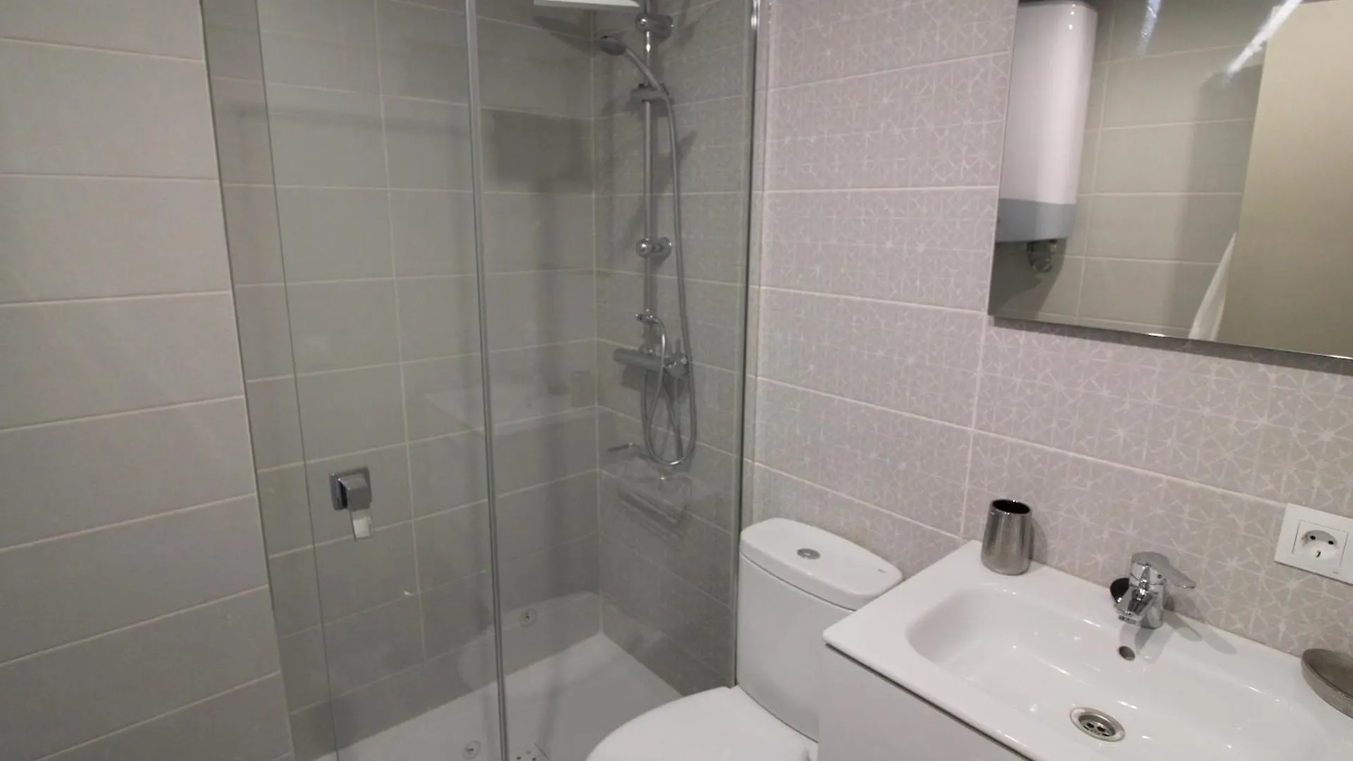 Estudio Cabina A 20M De La Playa Con Vistas Al Mar - Hisp-288-56 Эмпуриабрава 0*,  Испания