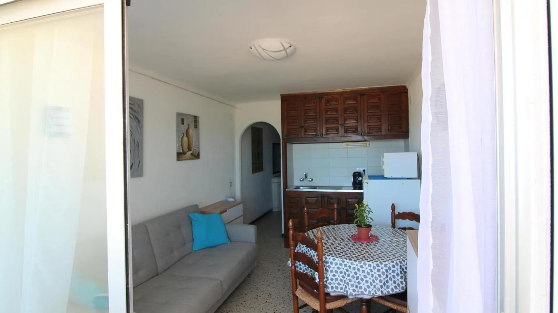 Апартаменты Estudio Cabina A 20M De La Playa Con Vistas Al Mar - Hisp-288-56 Эмпуриабрава Испания